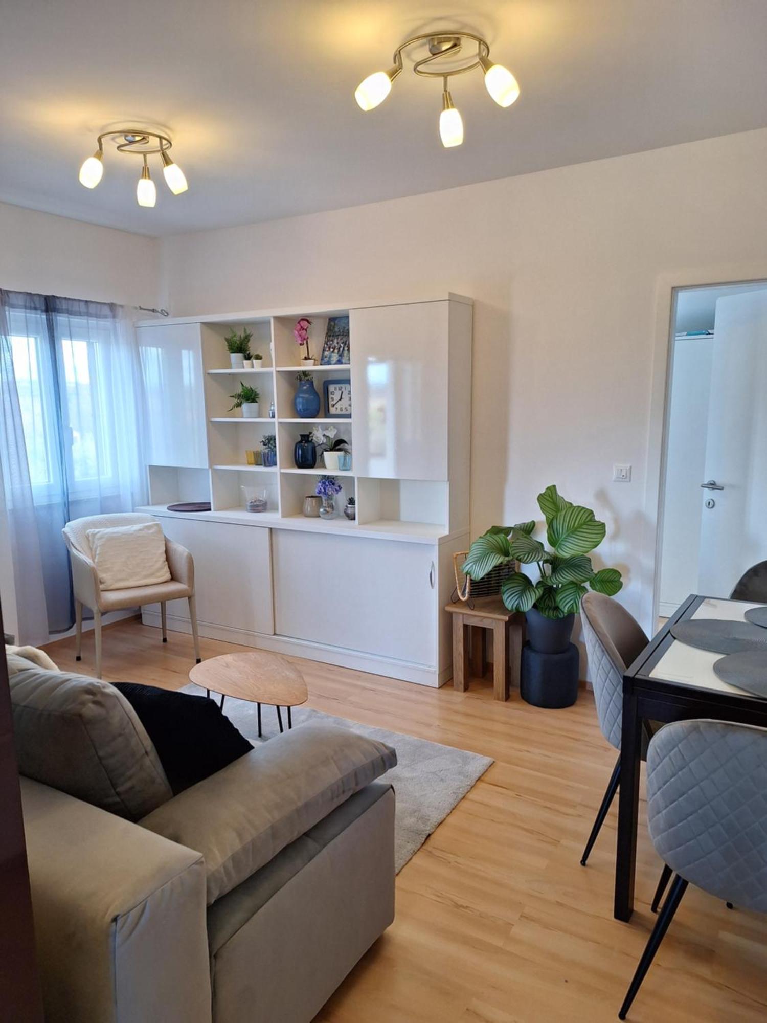 Apartment Dorina บูเย ภายนอก รูปภาพ