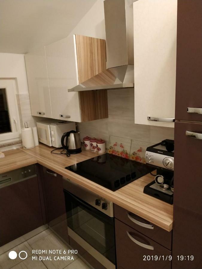 Apartment Dorina บูเย ภายนอก รูปภาพ
